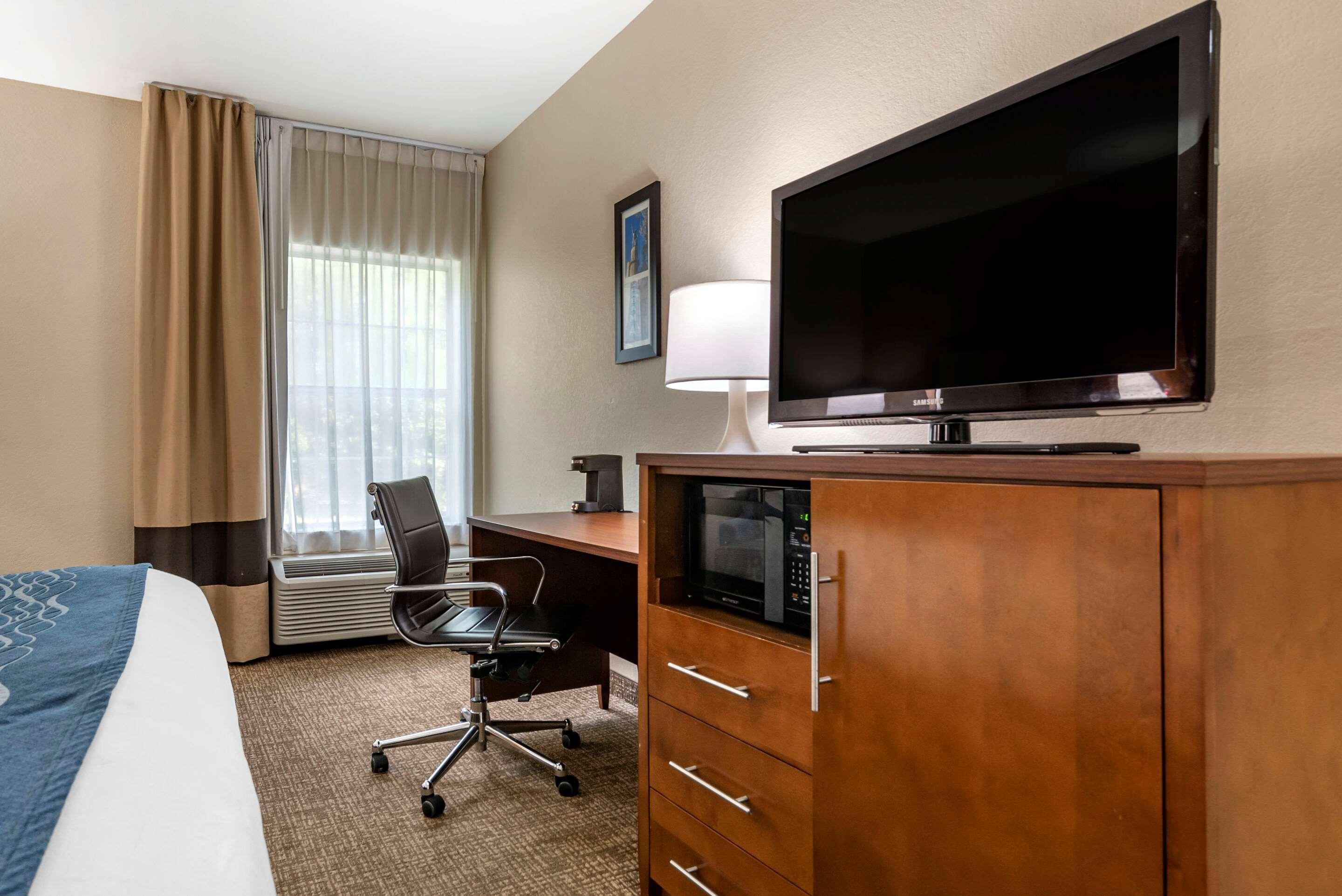 Comfort Inn Birmingham - Irondale Buitenkant foto