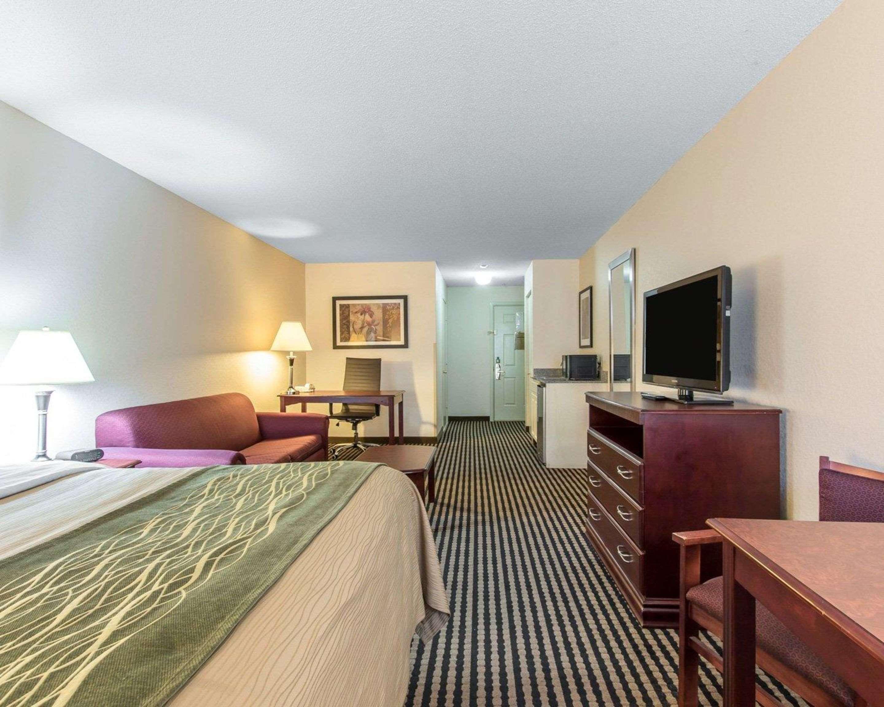 Comfort Inn Birmingham - Irondale Buitenkant foto