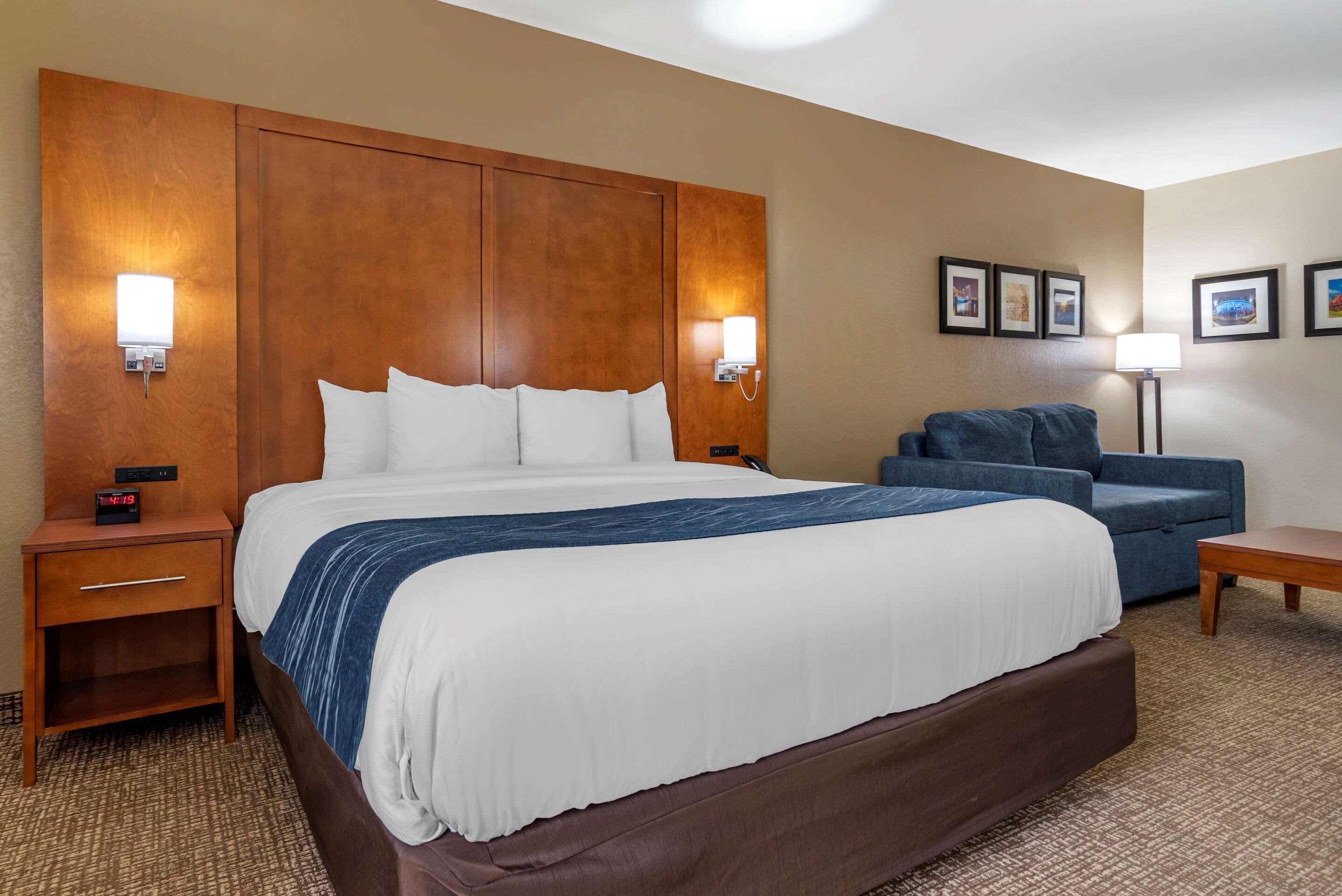 Comfort Inn Birmingham - Irondale Buitenkant foto