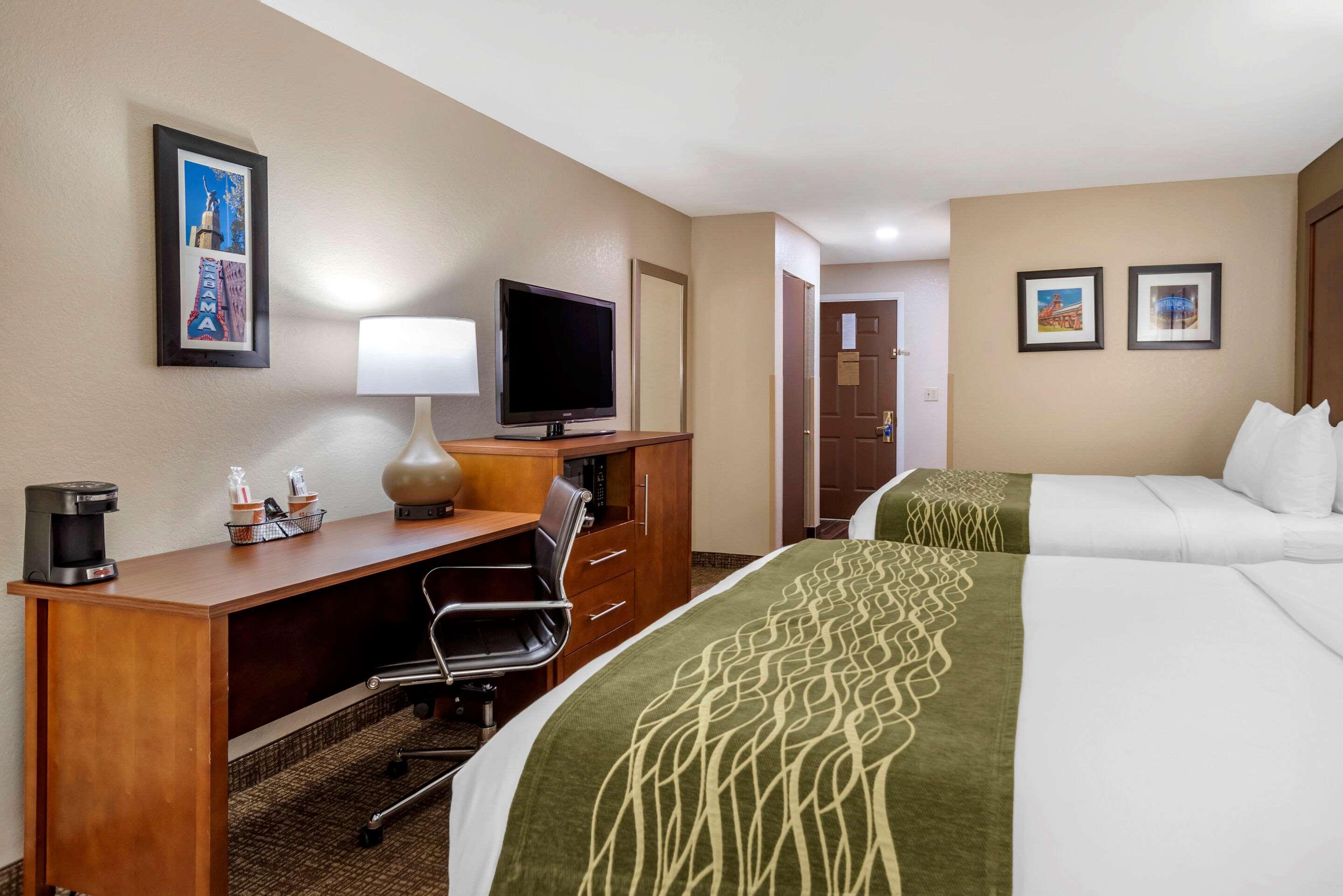 Comfort Inn Birmingham - Irondale Buitenkant foto